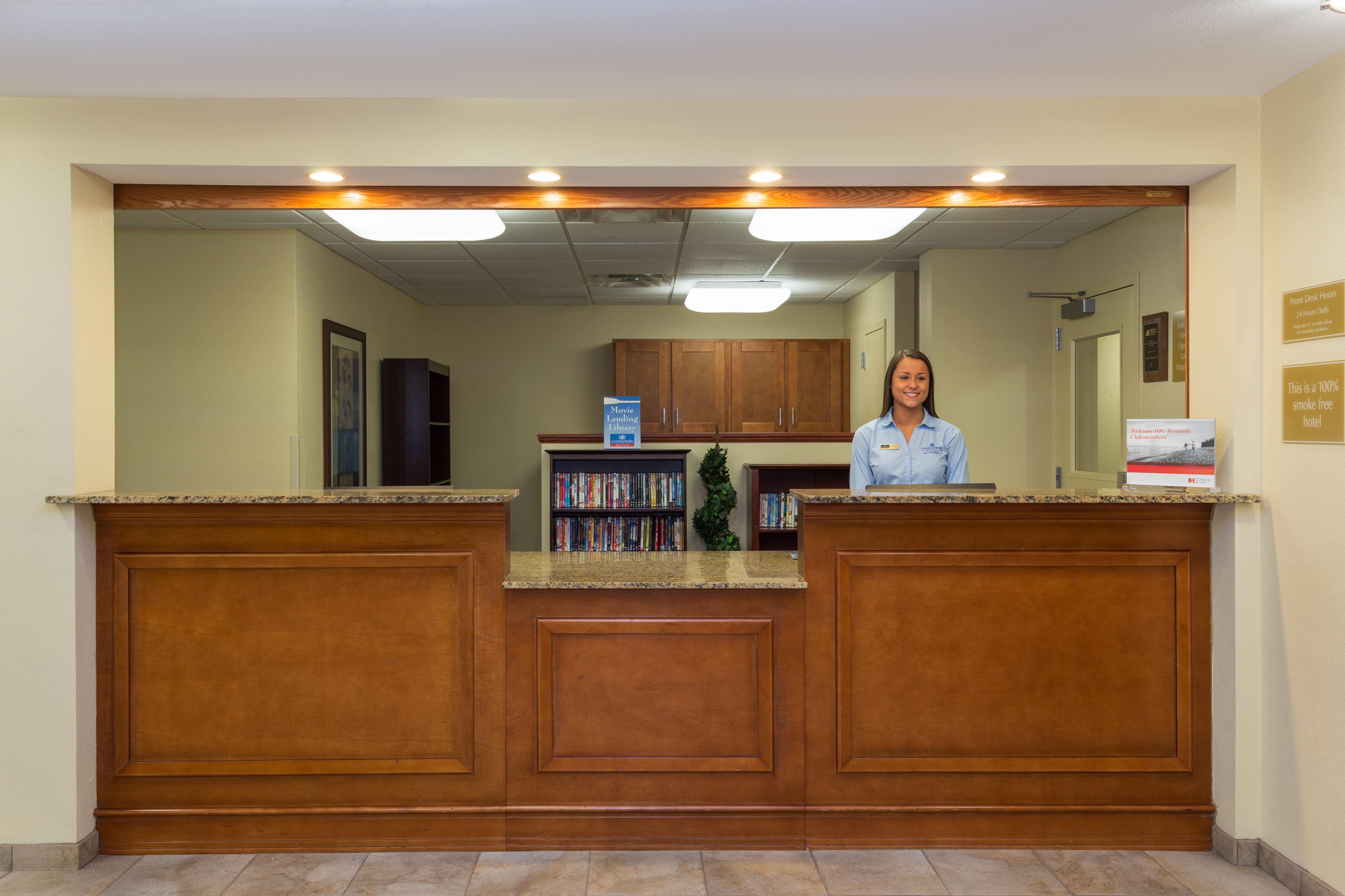 Candlewood Suites Tallahassee By Ihg Екстериор снимка